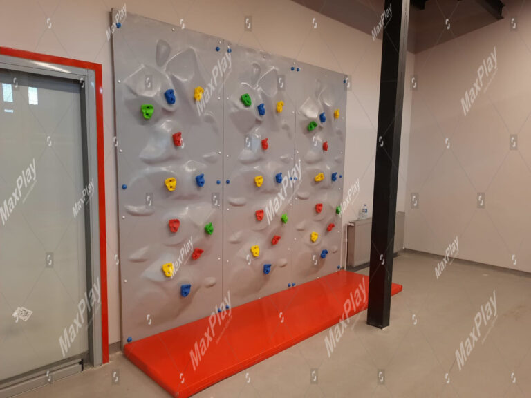 Fiber Climbing Wall (100cm x 260h)