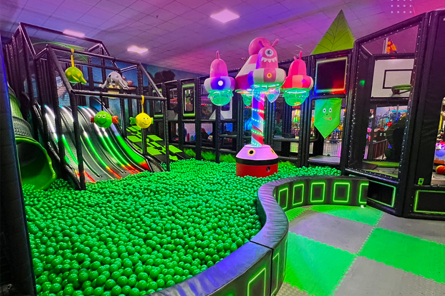 MaxPlay | Forest Themed Climbing Wall