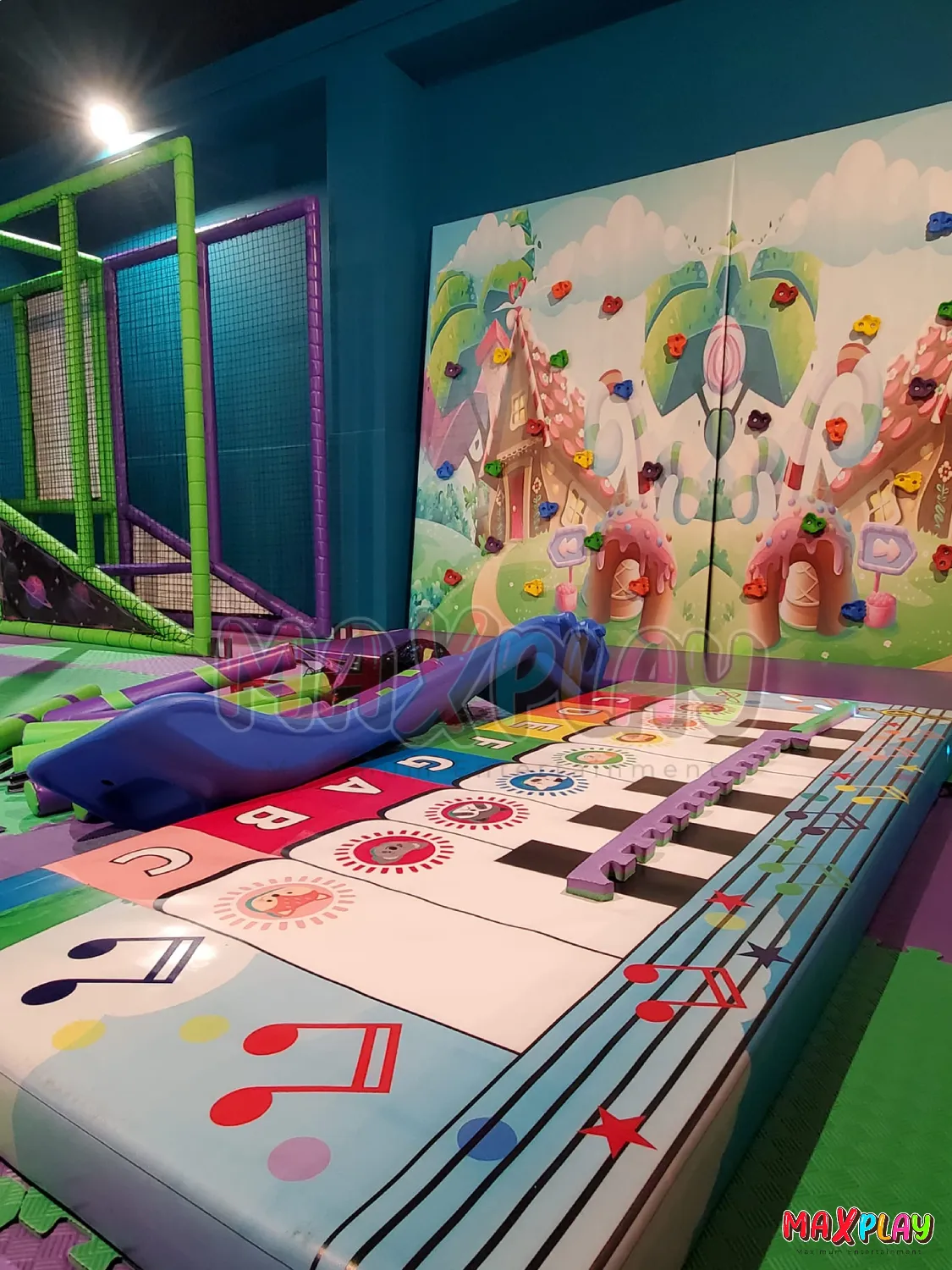 MaxPlay - Benefits of Using a Soft Play Climbing Set in Child Development